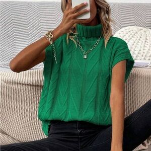 Green Cable Knit Shortsleeved Turtleneck Sweater